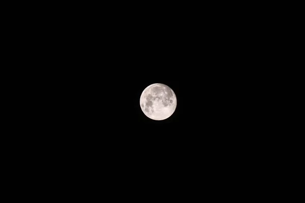 Maan in de nacht hemel — Stockfoto