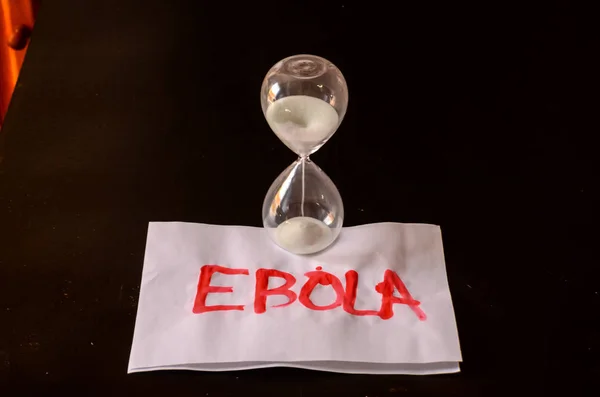 Słowo tekst Ebola — Zdjęcie stockowe