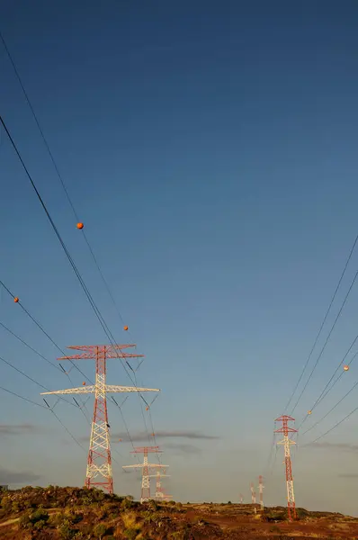 電気送電鉄塔 — ストック写真