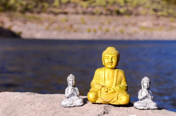 Uma estátua antiga de buddha — Fotografia de Stock