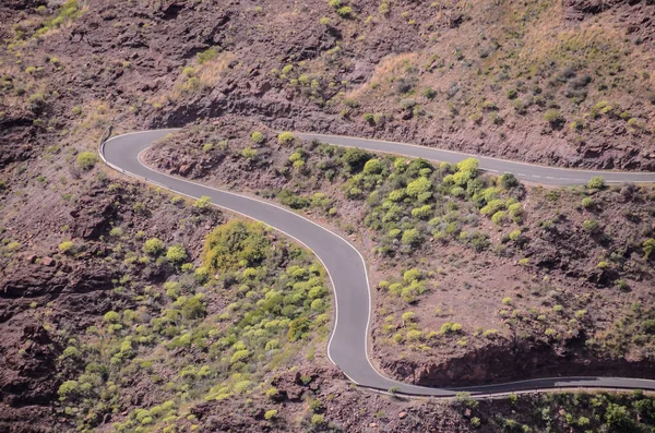 加那利群岛的沥青路鸟瞰图 — 图库照片