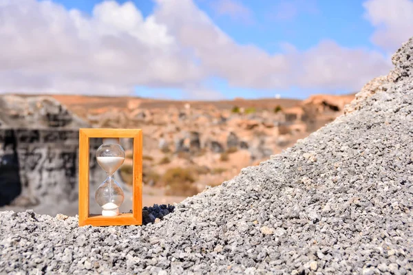 Oggetto nel deserto secco — Foto Stock