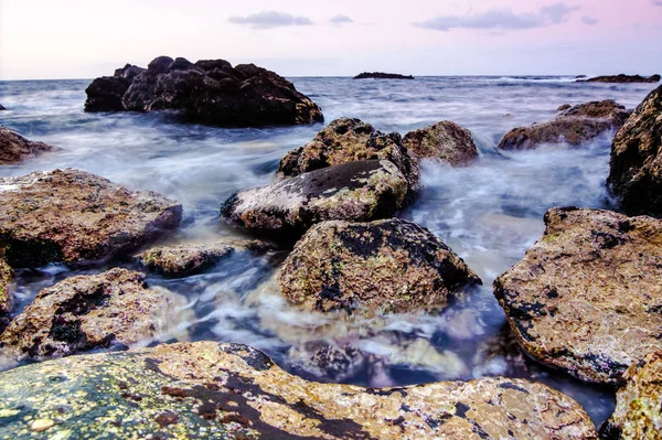 Tenerife Deki Deniz Kıyısı Nın Uzun Maruz Kalma Fotoğrafı — Stok fotoğraf