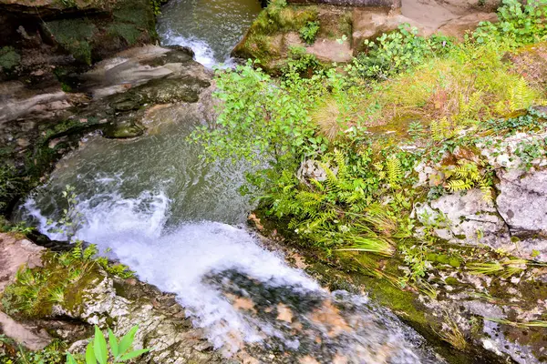 Foto Bild Von Einem Schönen Wasserfall — Stockfoto