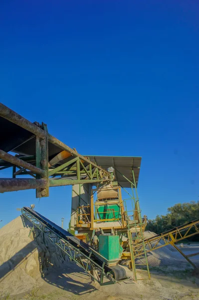 Industriella grus stenbrottet — Stockfoto