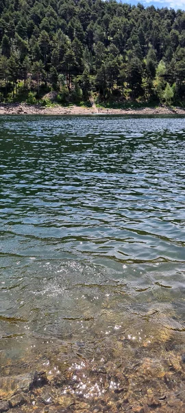 Lago Engolasters Punto Vista Dell Acqua Movimento Circondato Montagne — Foto Stock