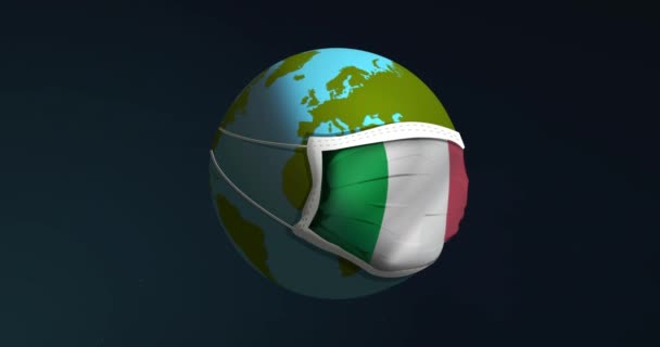 Bakteri ya da virüs koruması için üzerinde İtalyan bayrağı olan tıbbi yüz maskeli Dünya küresinin animasyonu. Tehlikeli pandemik koronavirüs kavramı. Siyah arkaplanda izole. — Stok video