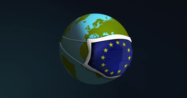 Animatie van de aardbol in medisch gezichtsmasker met een Europese vlag erop voor bacteriën of virusbescherming. Concept van gevaarlijke pandemische coronavirus. Geïsoleerd op zwarte achtergrond. — Stockvideo