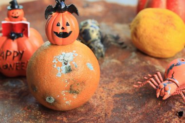 Turuncu rot Cadılar Bayramı gün