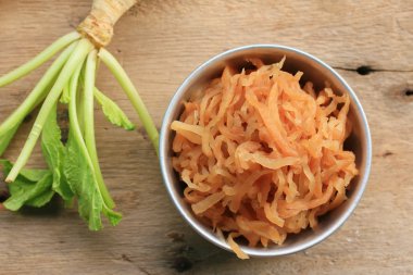 taze ile turşu turp