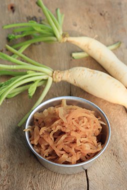 taze ile turşu turp