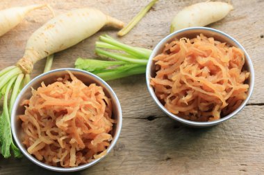 taze ile turşu turp