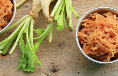 taze ile turşu turp