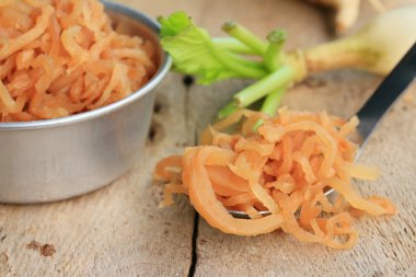 taze ile turşu turp