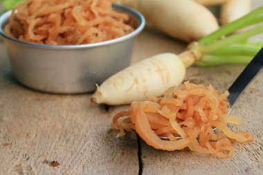 taze ile turşu turp