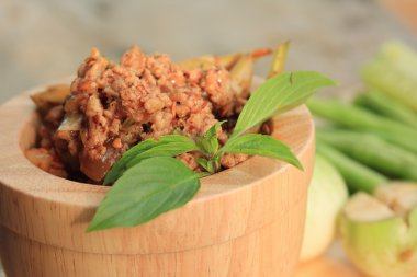 baharatlı biber kıyılmış domuz