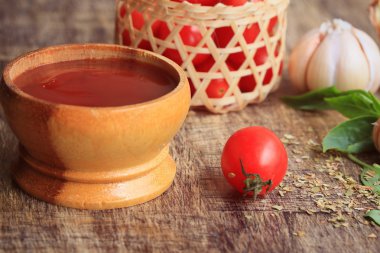 taze domates sosu