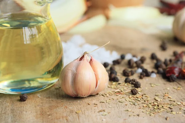 Ingrédients huile d'olive sauce — Photo