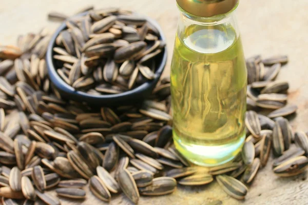 Sunflower seed and oils — Stock Photo, Image