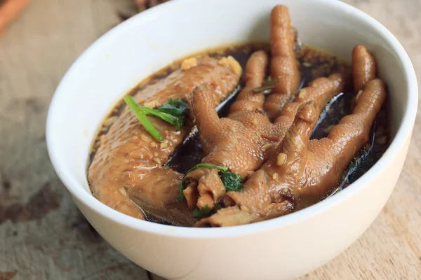 Tavuk Çin yemeği ihtiva eder. Telifsiz Stok Fotoğraflar