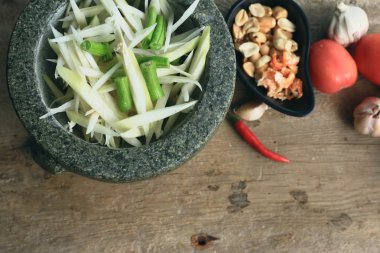 tuzlu yumurta papaya salatası