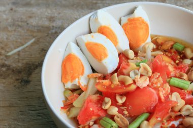 tuzlu yumurta papaya salatası