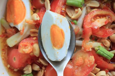 tuzlu yumurta papaya salatası