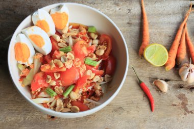 tuzlu yumurta papaya salatası