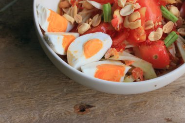 tuzlu yumurta papaya salatası