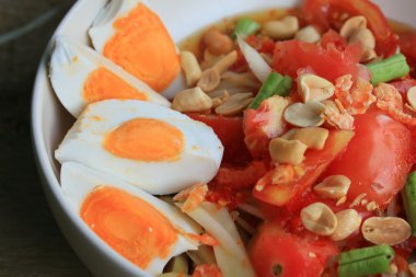 tuzlu yumurta papaya salatası