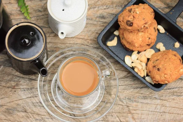 Cashew cookies with hot coffee