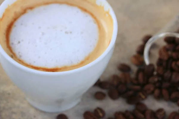 Café quente com feijão — Fotografia de Stock