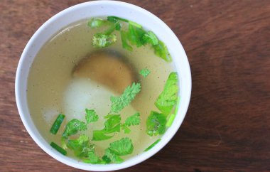 Lezzetli tavuk çorba suyu