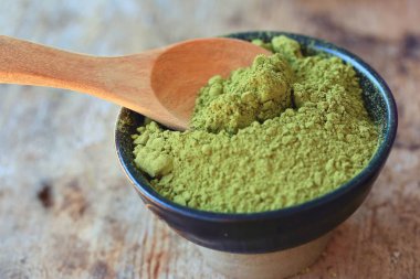 Kibrit yeşil çay tozu