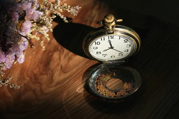 Vintage antique pocket watch — Stock Photo, Image