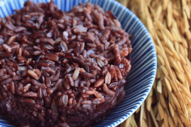 siyah pirinç ve çeltik