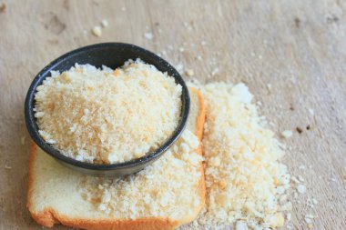 ekmek kırıntıları ve ekmek