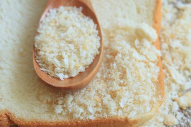 ekmek kırıntıları ve ekmek