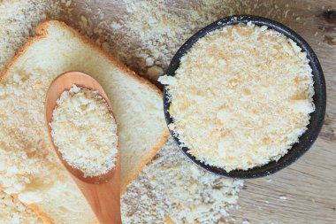 ekmek kırıntıları ve ekmek