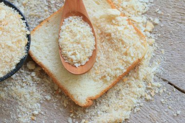 ekmek kırıntıları ve ekmek