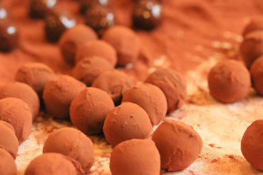 Tatlı çikolata yapma