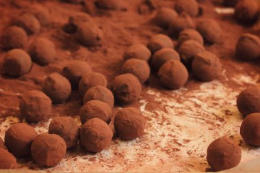 Tatlı çikolata yapma