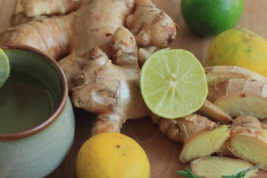 ballı zencefil çayı