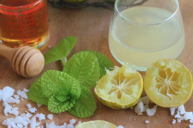 Limon suyu bal ile