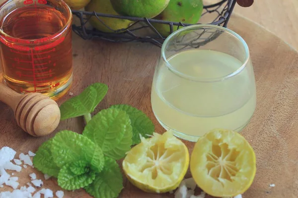 Limon suyu bal ile