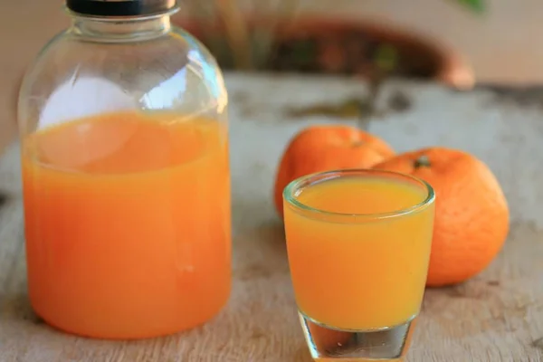 Bottle of orange juice — Stock Photo, Image