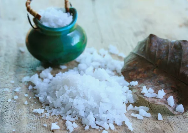 ヒープ白い海塩 — ストック写真