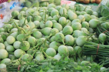 yığın patlıcan Market