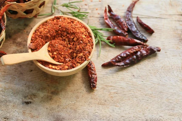 Cayenne peper met gedroogd — Stockfoto