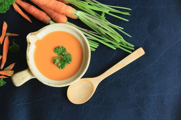 Soupe de carotte fraîche — Photo